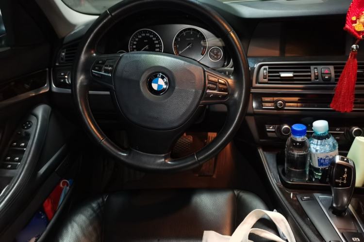 Used BMW 5 Series 2011 523i Leading Model Steering Wheel