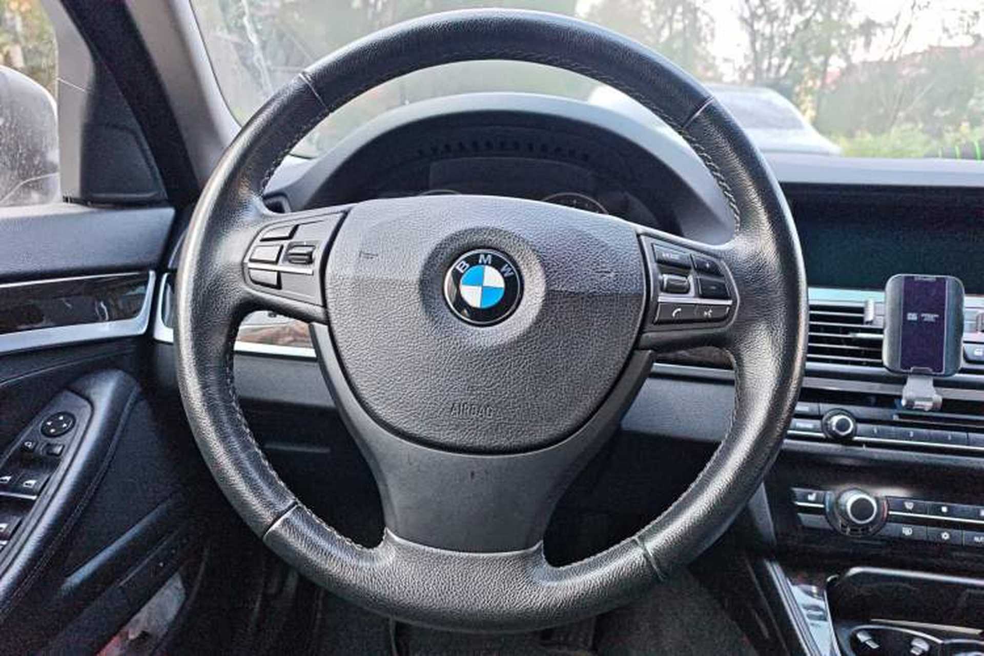 Used BMW 5 Series 2011 523Li Luxury Model Steering Wheel