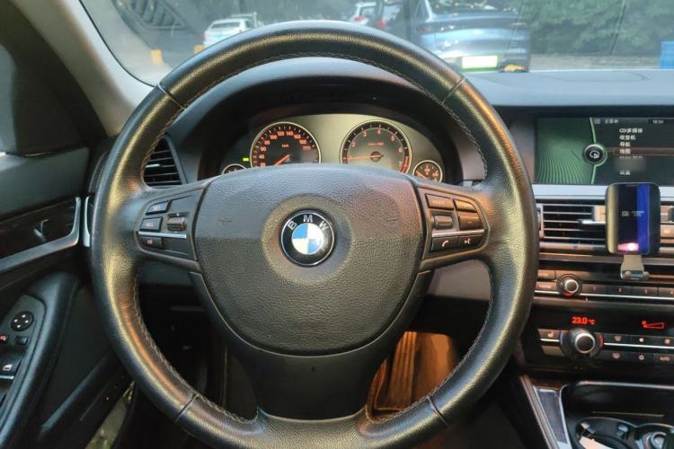 Used BMW 5 Series 2011 523Li Luxury Model Steering Wheel