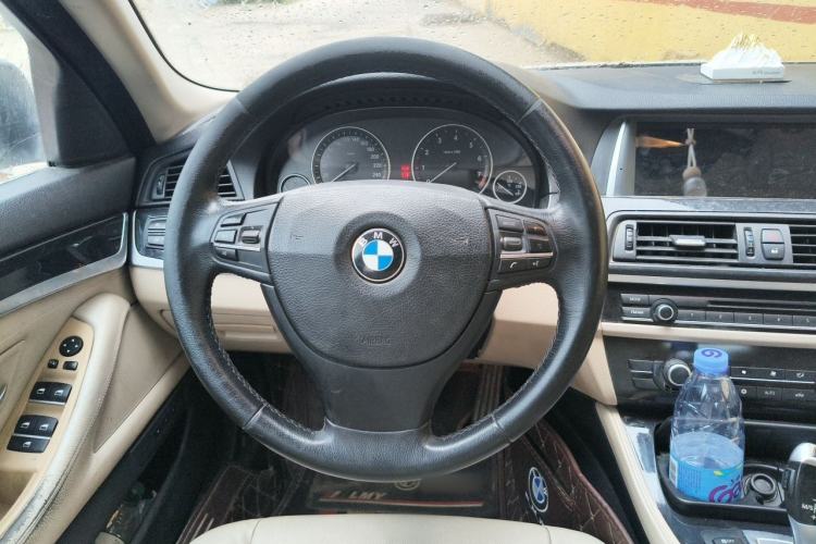 Used BMW 5 Series 2011 523Li Leading Model Steering Wheel
