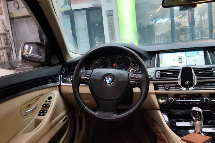 Used BMW 5 Series 2011 523Li Leading Model Steering Wheel