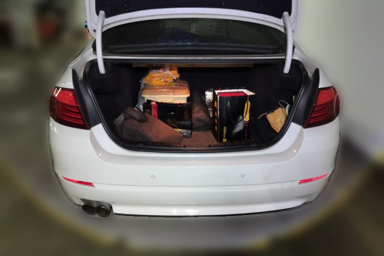 Used BMW 5 Series 2011 523i Leading Model Trunk