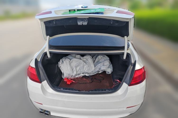Used BMW 5 Series 2011 520Li Elegant Model Trunk