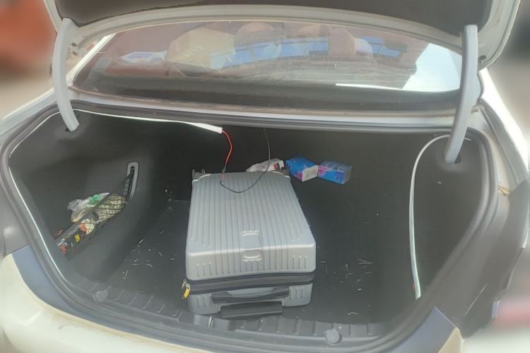 Used BMW 5 Series 2011 523Li Leading Model Trunk