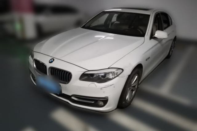 BMW 5 Series 2011 523Li Luxury Model de segunda mano