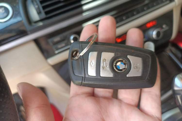 Used BMW 5 Series 2011 523Li Luxury Model Vehicle Key