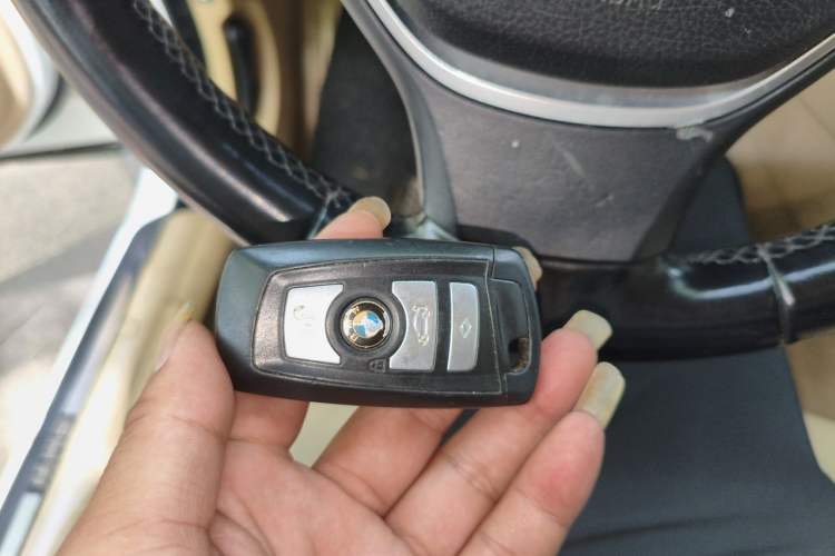Used BMW 5 Series 2011 535Li Luxury Model Vehicle Key