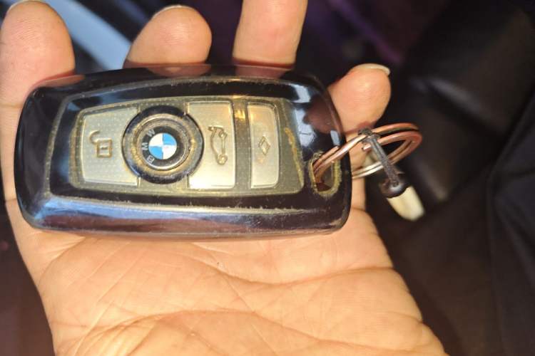 Used BMW 5 Series 2011 523Li Luxury Model Vehicle Key