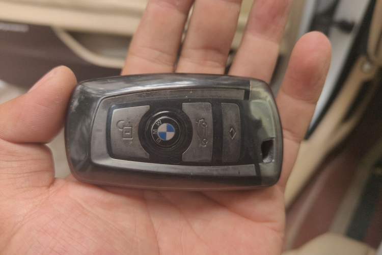 Used BMW 5 Series 2011 523Li Luxury Model Vehicle Key