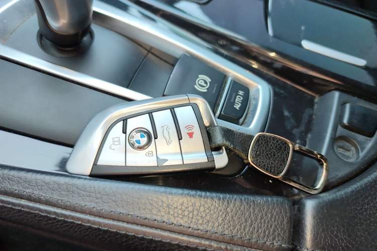 Used BMW 5 Series 2011 520Li Elegant Model Vehicle Key
