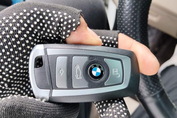Used BMW 5 Series 2011 528Li Leading Model Vehicle Key