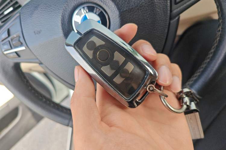 Used BMW 5 Series 2011 520Li Elegant Model Vehicle Key