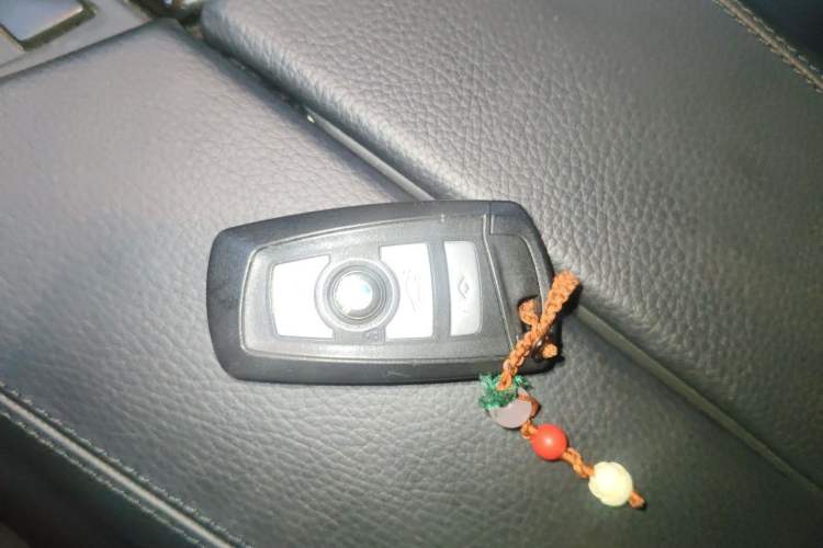 Used BMW 5 Series 2011 523Li Luxury Model Vehicle Key