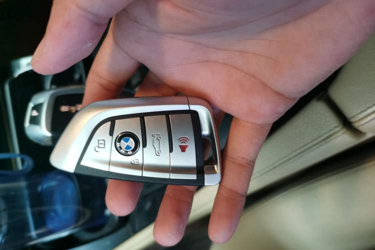 Used BMW 5 Series 2011 523Li Luxury Model Vehicle Key
