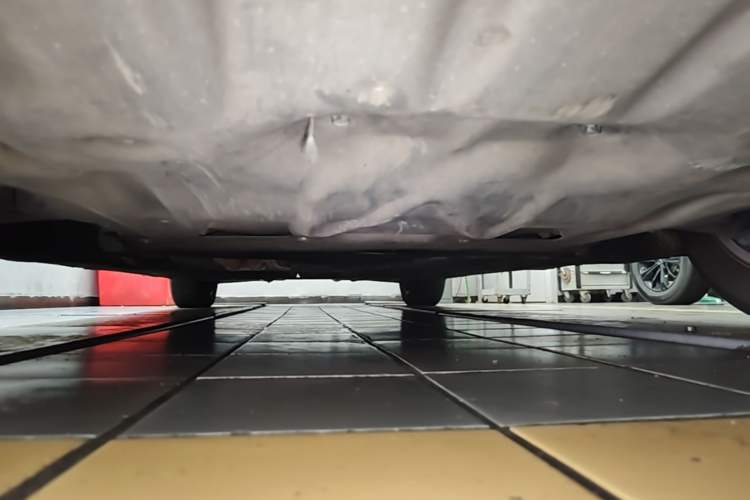 Used BMW 5 Series 2011 523Li Leading Model Chassis Front