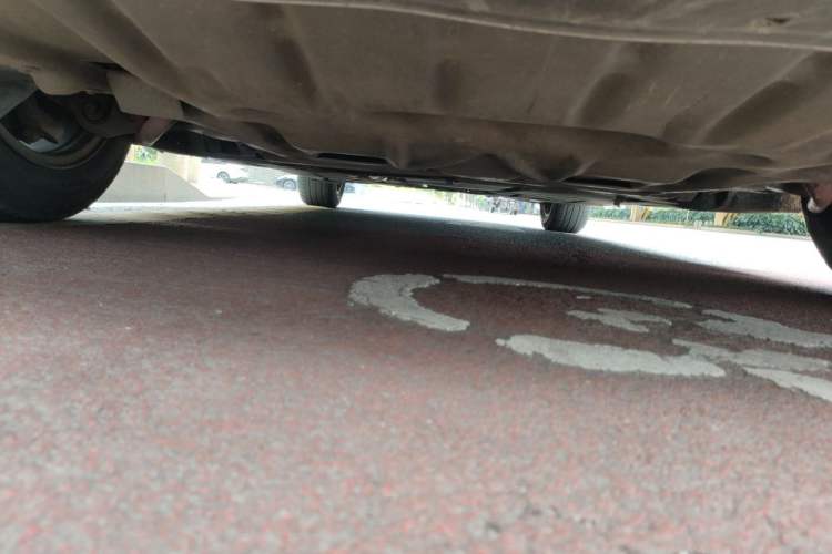 Used BMW 5 Series 2011 523Li Leading Model Chassis Front