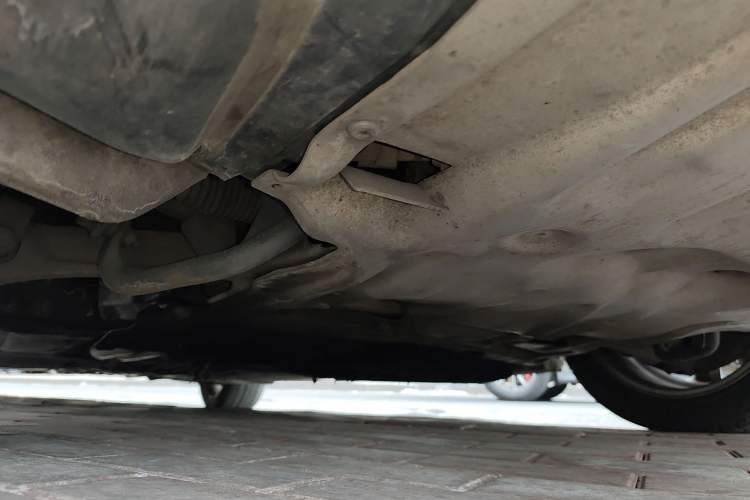 Used BMW 5 Series 2011 535i Sport Edition Chassis Front Right