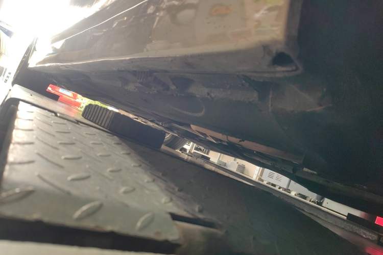 Used BMW 5 Series 2011 528Li Leading Model Chassis Front Right