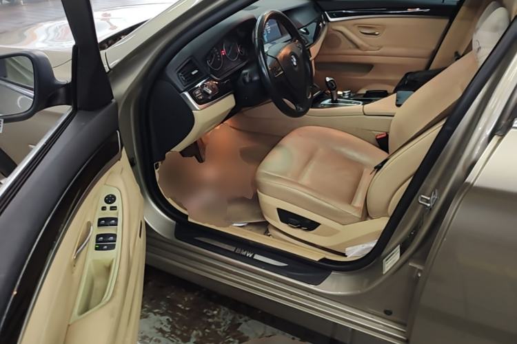 Used BMW 5 Series 2011 523Li Leading Model Driver Seat