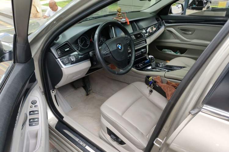 Used BMW 5 Series 2011 523Li Leading Model Driver Seat