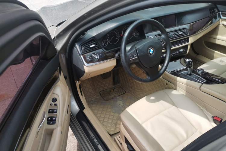 Used BMW 5 Series 2011 523Li Luxury Model Driver Seat