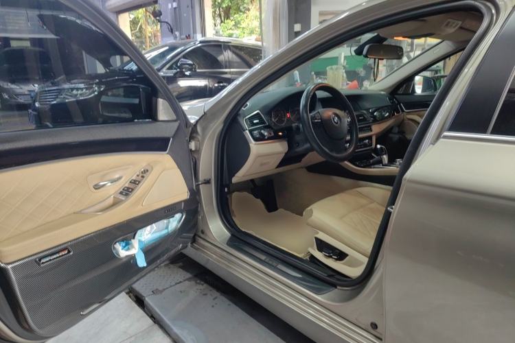 Used BMW 5 Series 2011 528Li Leading Model Driver Seat