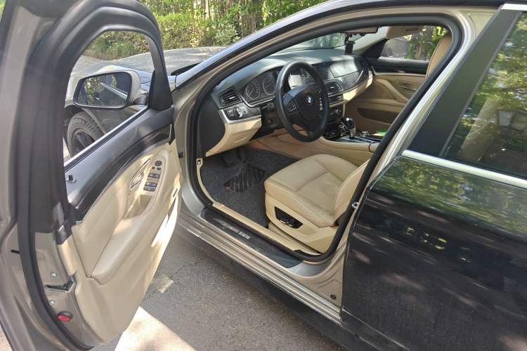Used BMW 5 Series 2011 523Li Leading Model Driver Seat