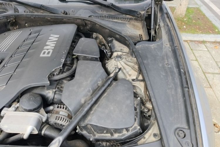 Used BMW 5 Series 2011 523Li Luxury Model Engine Bay Left