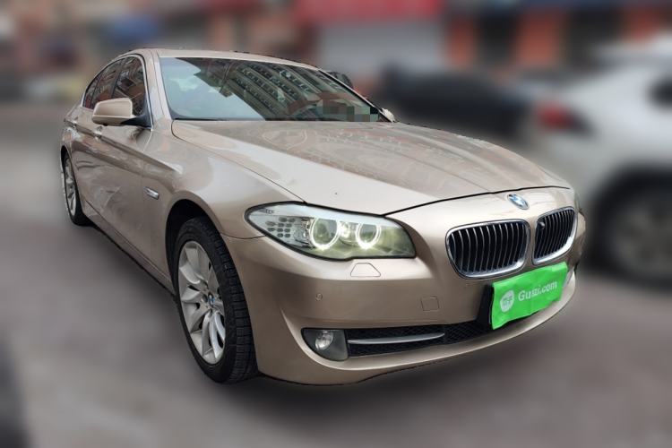 Used BMW 5 Series 2011 535i Sport Edition Front Right 45 Deg