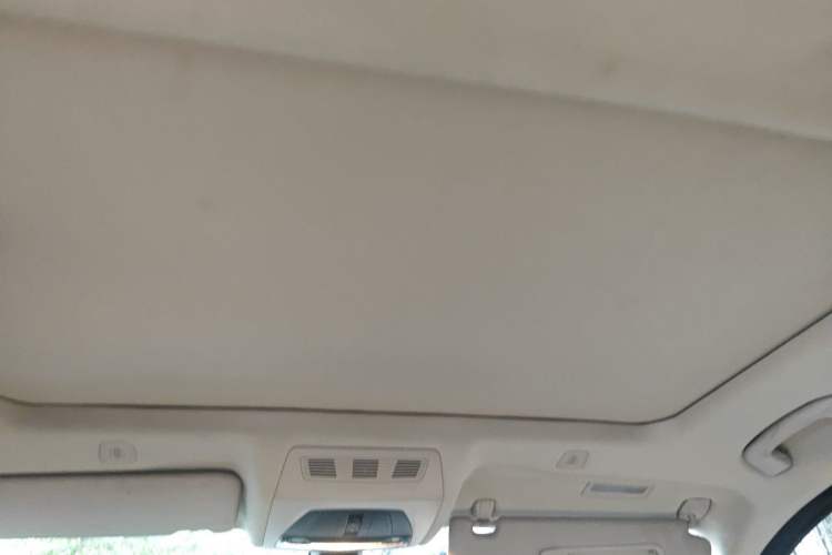 Used BMW 5 Series 2011 520Li Elegant Model Headliner