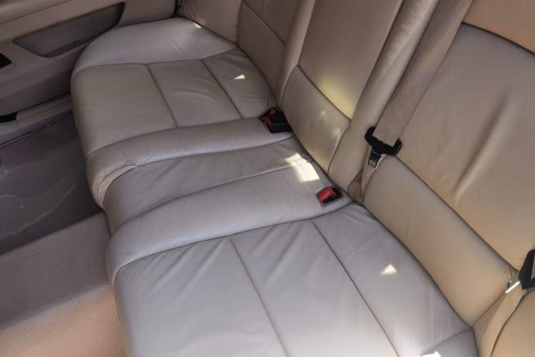 Used BMW 5 Series 2011 520Li Elegant Model Left Rear Seat
