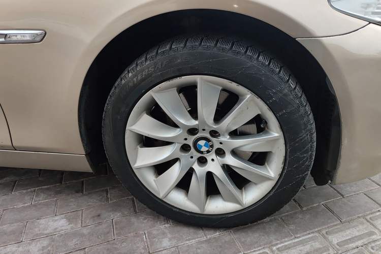 Used BMW 5 Series 2011 535i Sport Edition Right Front Wheel Hub