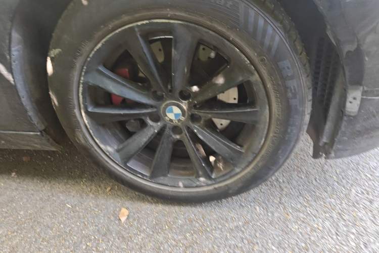 Used BMW 5 Series 2011 523Li Leading Model Right Front Wheel Hub