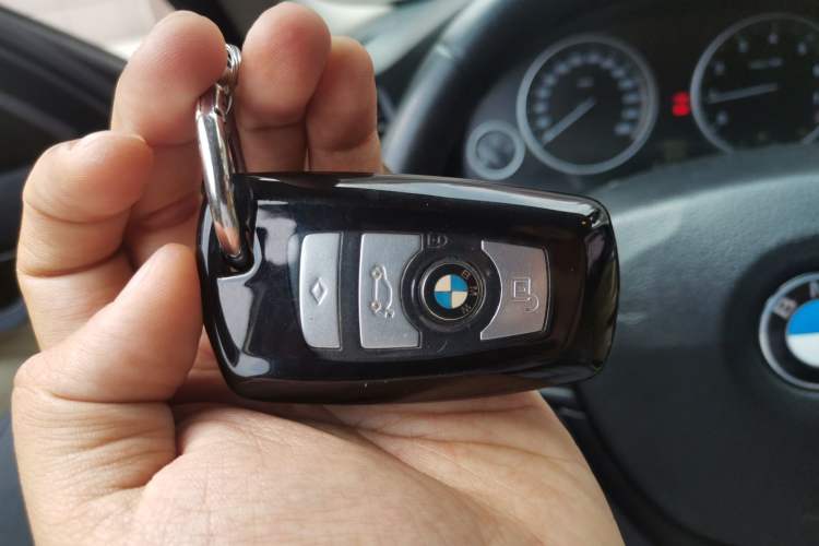 Used BMW 5 Series 2011 523Li Luxury Model Vehicle Key