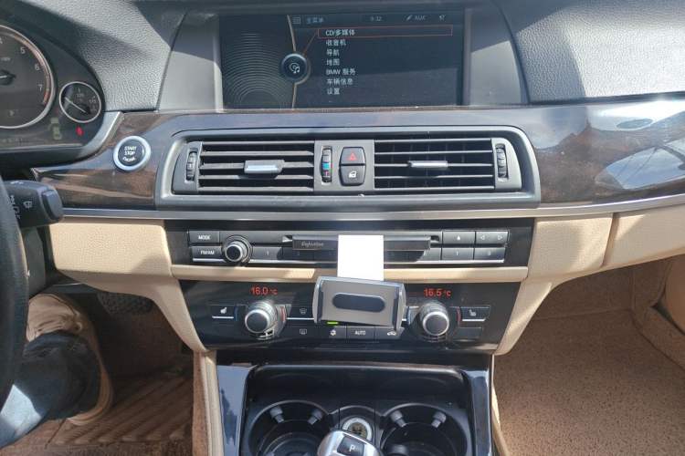 Used BMW 5 Series 2012 523Li Luxury Model Audio And AC Panel