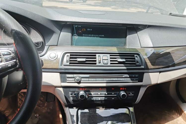 Used BMW 5 Series 2012 530Li Leading Model Audio And AC Panel
