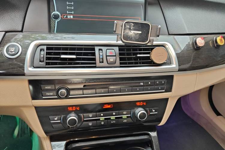 Used BMW 5 Series 2012 530Li Leading Model Audio And AC Panel