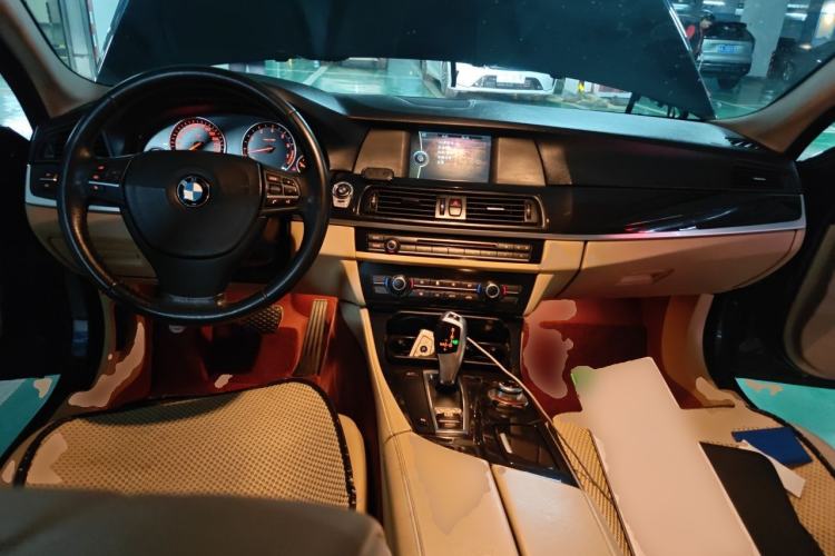 Used BMW 5 Series 2012 520Li Elegant Edition Center Console