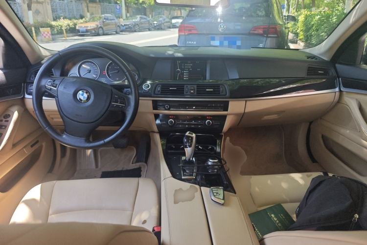 Used BMW 5 Series 2012 520Li Elegant Edition Center Console
