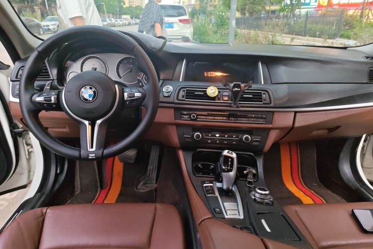 Used BMW 5 Series 2012 520i Elegant Edition Center Console