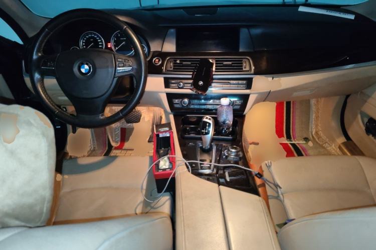 Used BMW 5 Series 2012 523Li Luxury Model Center Console