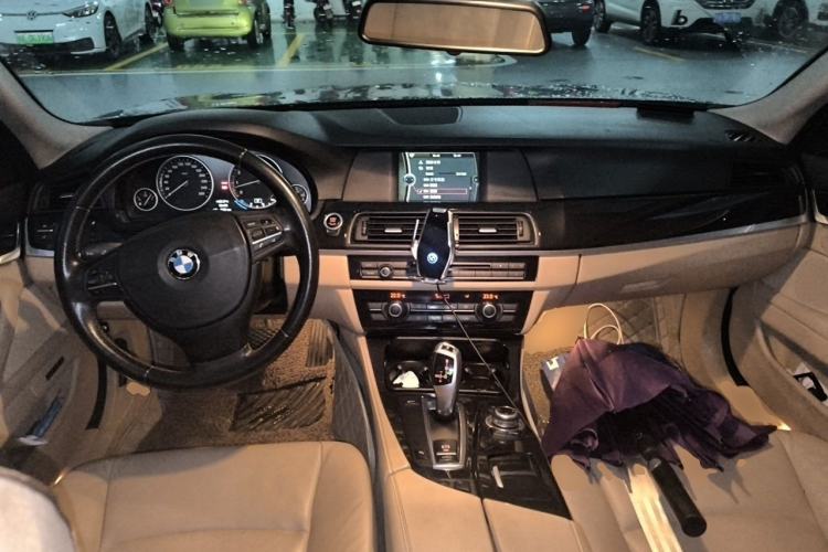 Used BMW 5 Series 2012 520Li Elegant Edition Center Console