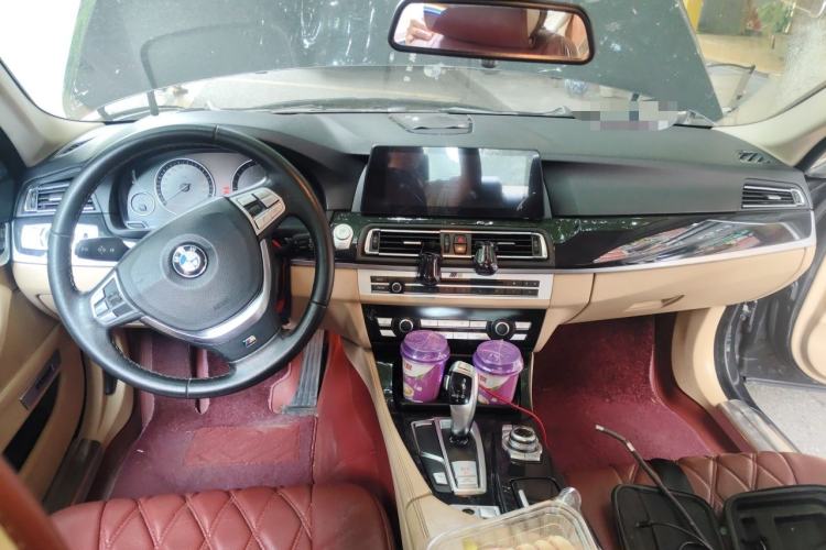 Used BMW 5 Series 2012 520Li Elegant Edition Center Console
