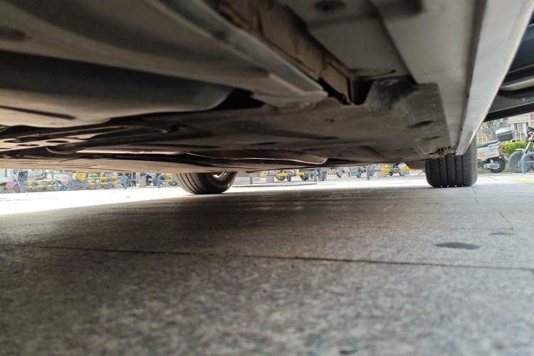 Used BMW 5 Series 2012 520i Elegant Edition Chassis Front Left