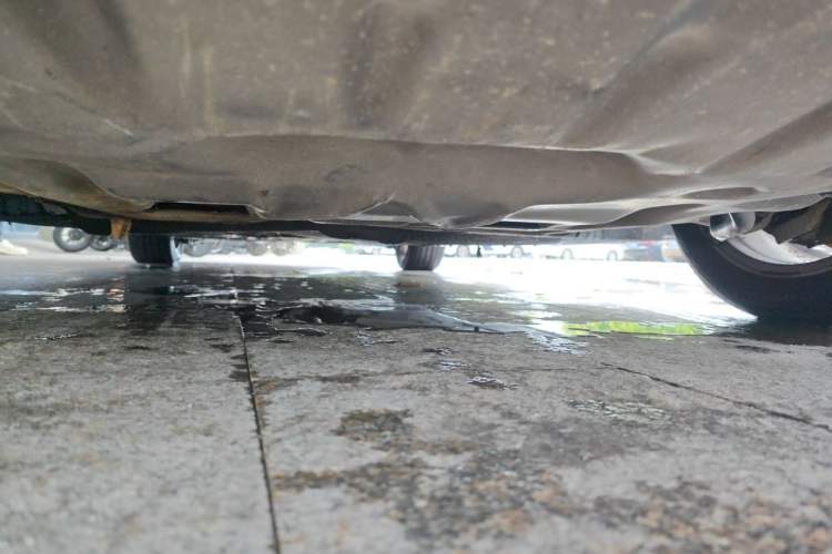 Used BMW 5 Series 2012 530i Sport Touring Chassis Front