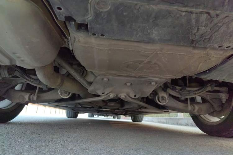 Used BMW 5 Series 2012 530i Sport Touring Chassis Rear