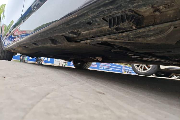 Used BMW 5 Series 2012 520Li Elegant Edition Chassis Rear Left
