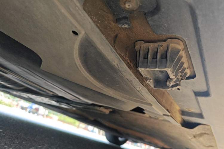 Used BMW 5 Series 2012 530Li Leading Model Chassis Rear Right