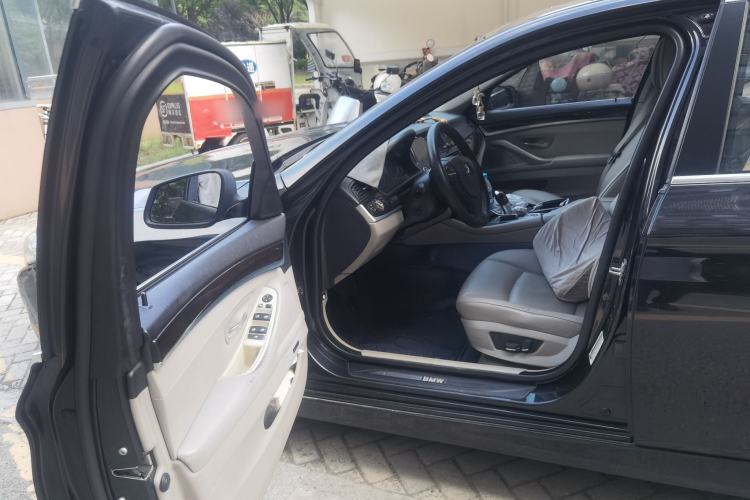 Used BMW 5 Series 2012 523Li Leading Model Driver Seat