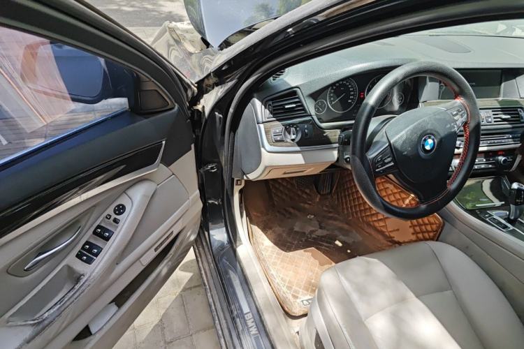Used BMW 5 Series 2012 530Li Leading Model Driver Seat
